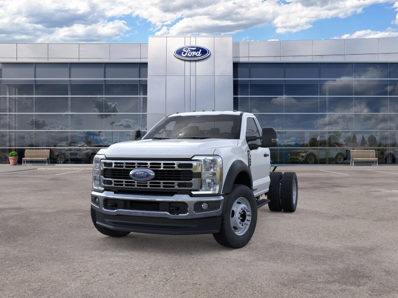 New 2026 Oxford White Ford F-600® XL image 2