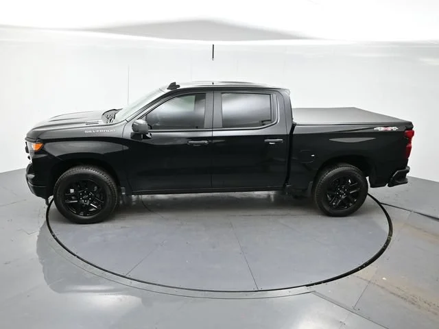 Used 2026 Black Chevrolet Custom image 32
