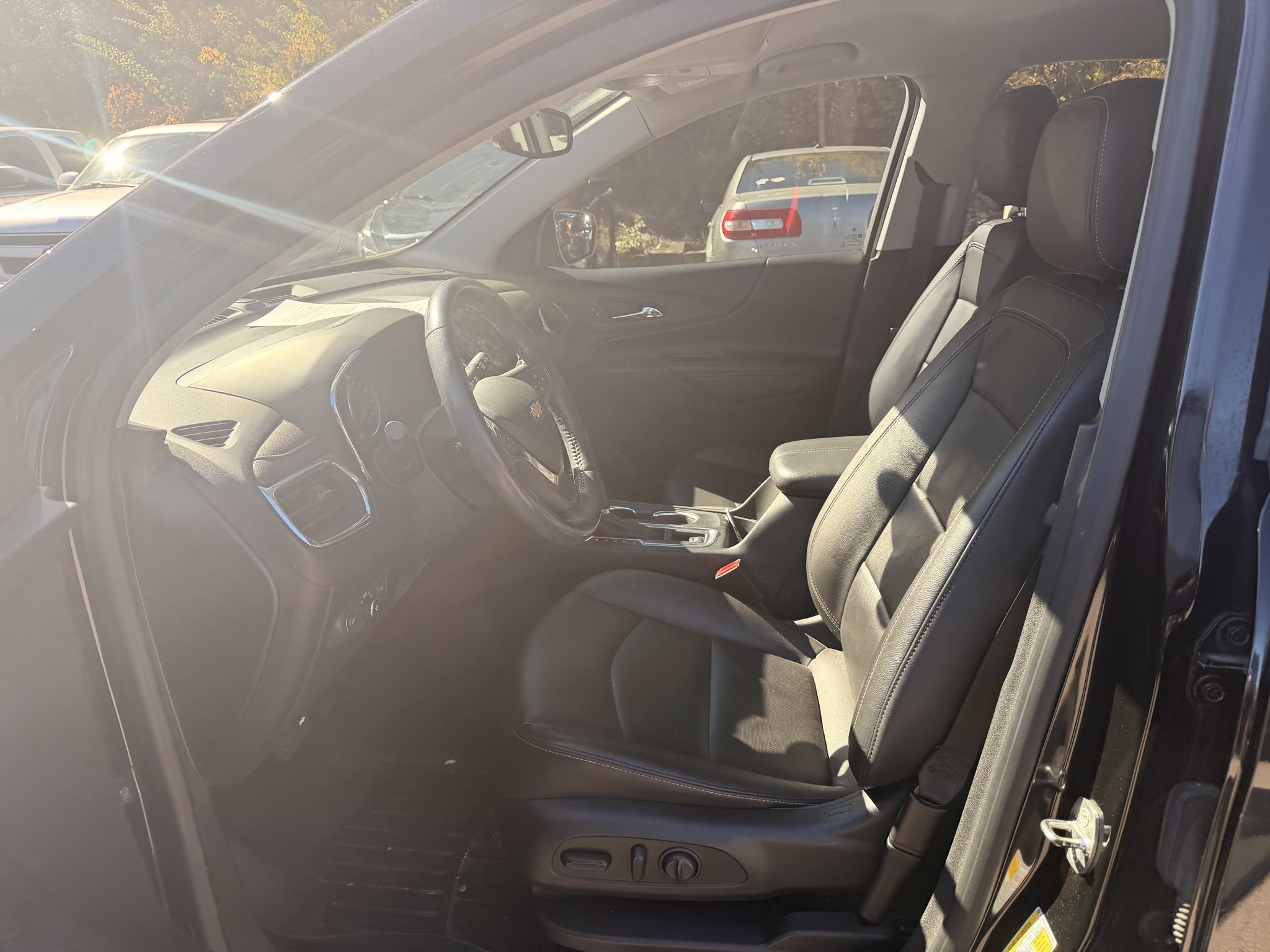 Used 2019 Mosaic Black Metallic Chevrolet Premier image 6