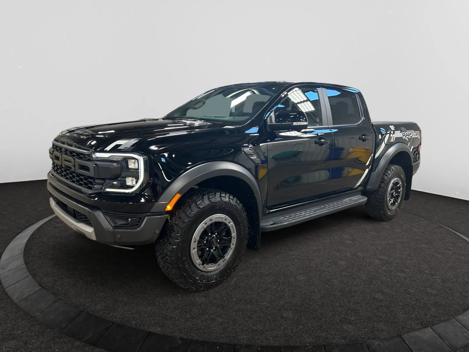 Used 2024 BLACK Ford RAPTOR SuperCrew image 1