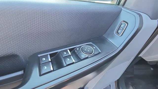 Used 2022 White Ford XL image 14