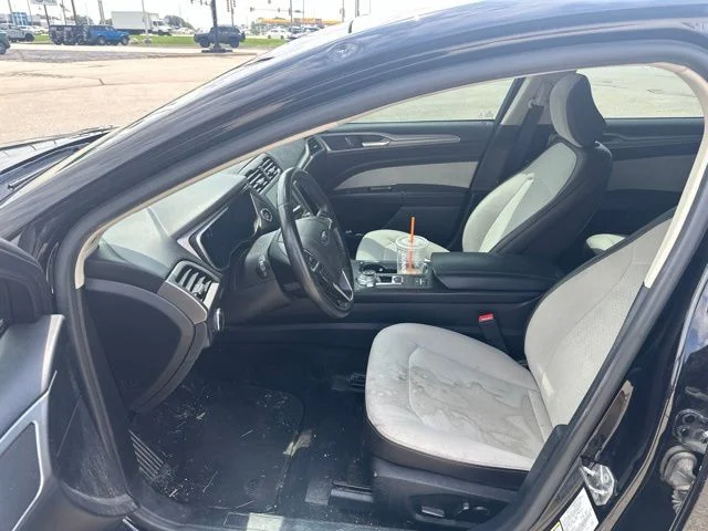 Used 2020 Black Ford SE image 6