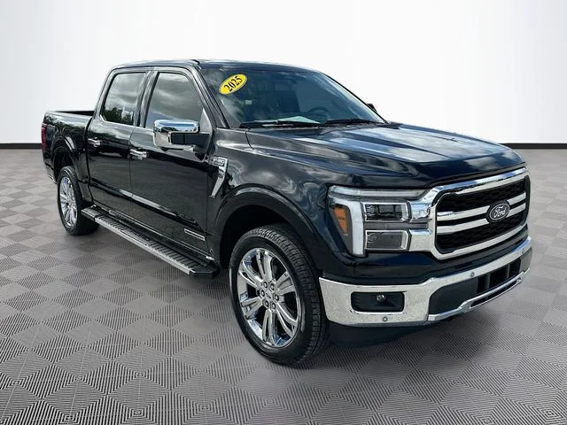 Used 2025 Black Ford Lariat image 3