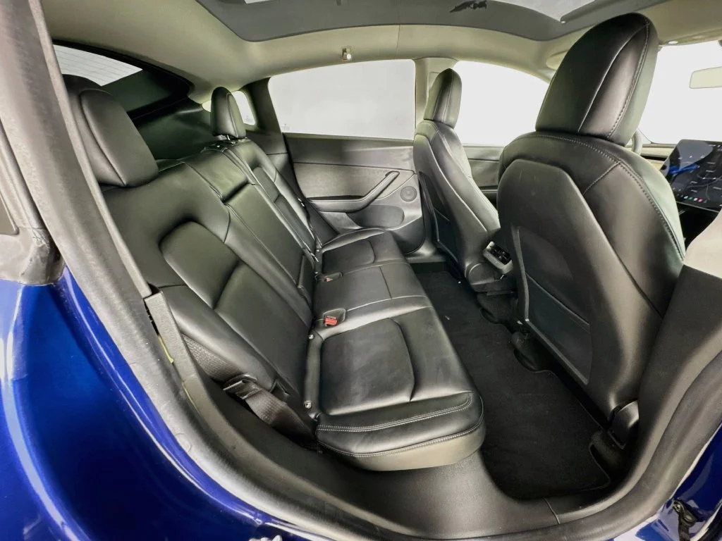Used 2021 Deep Blue Metallic Tesla Long Range image 32