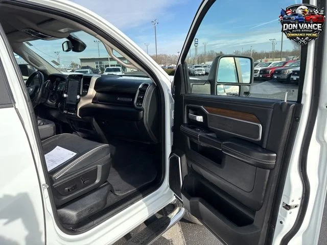 Used 2024 White Ram Laramie image 33