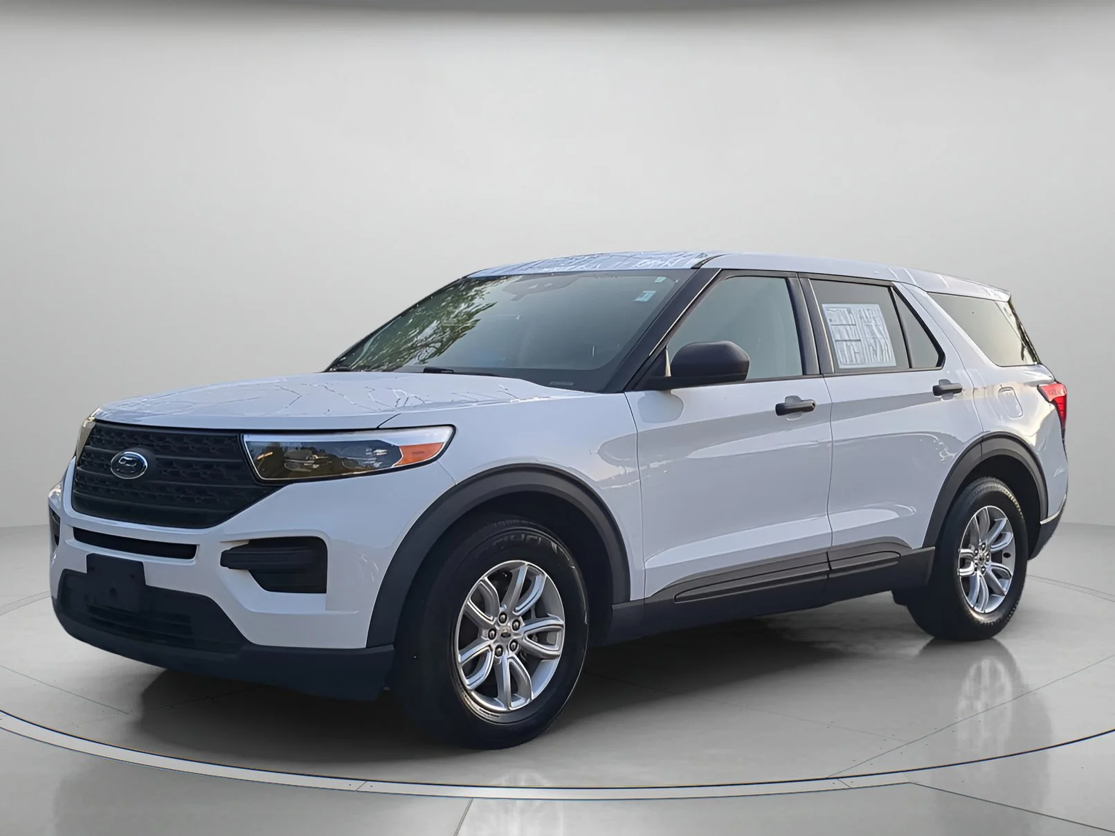 2021 Ford Explorer Base RWD's photo