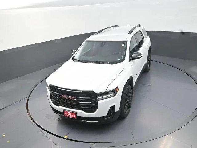 Used 2023 White GMC SLT image 24
