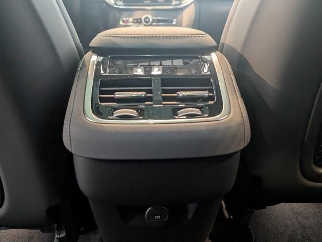 2026 Volvo XC90 Ultra - Photo 26