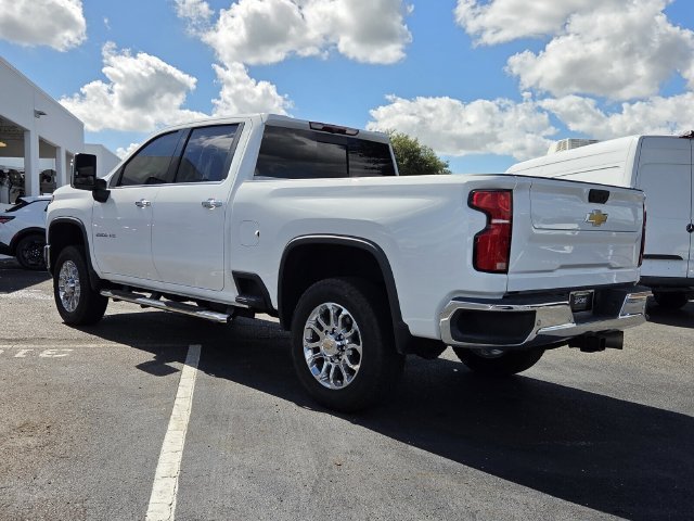 Used 2024 Summit White Chevrolet LTZ image 5