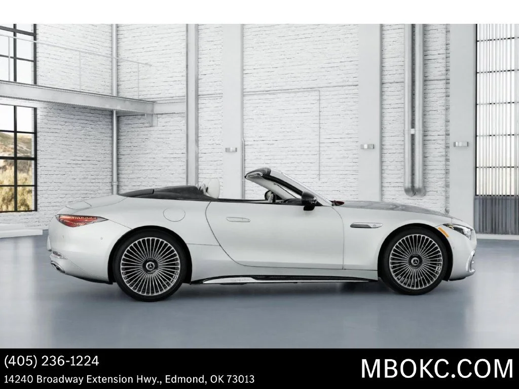 New 2026 MANUFAKTUR moonlight white magno (White Ambiance) Mercedes-Benz Maybach SL 680 image 62