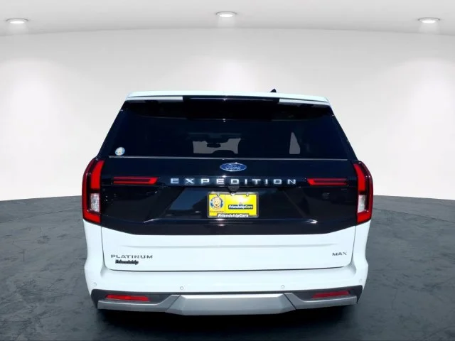 Used 2025 White Ford Platinum image 10