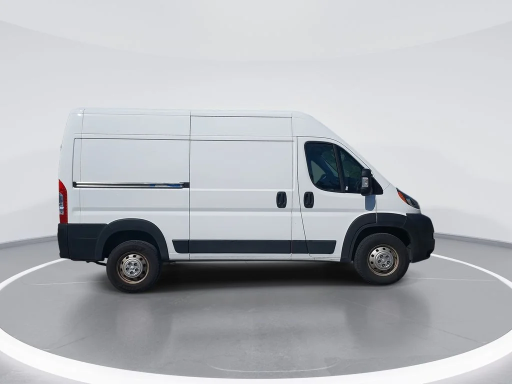 Used 2020 White Ram Base image 9