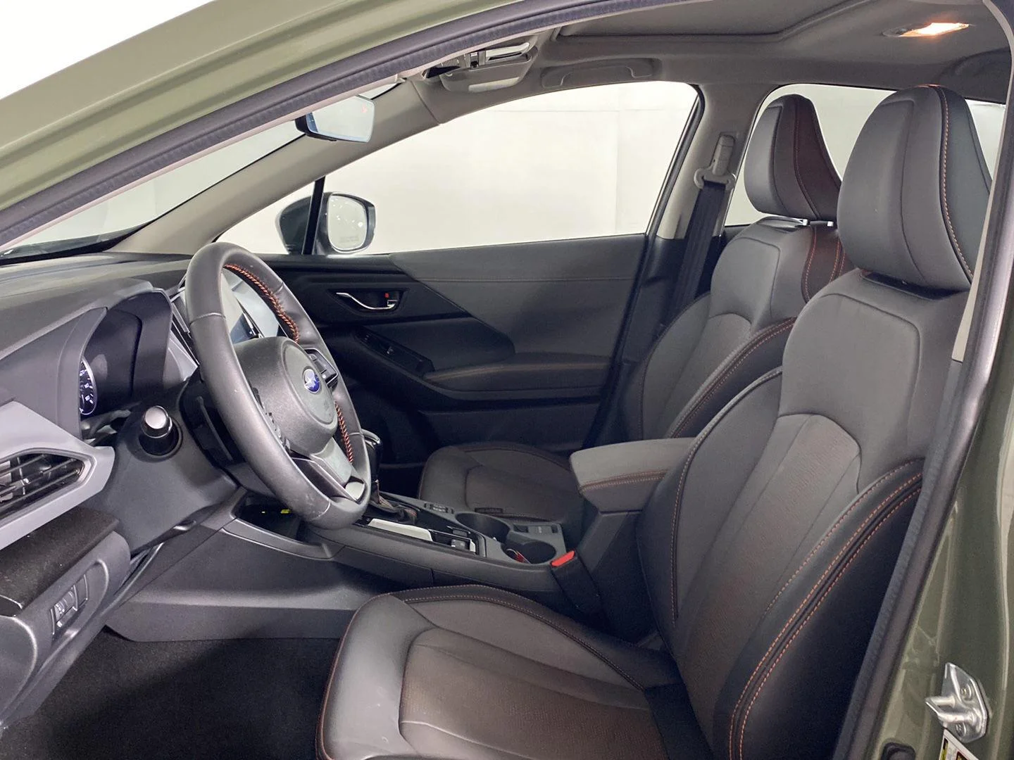 Used 2025 Alpine Green Subaru Limited image 15