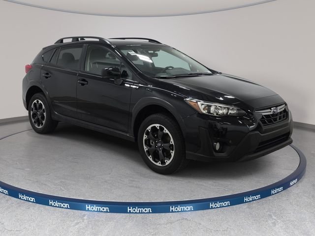 Used 2022 Crystal Black Silica Subaru Premium image 4
