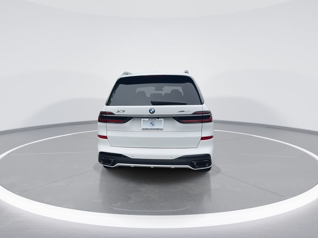Used 2027 Alpine White BMW xDrive40i image 7