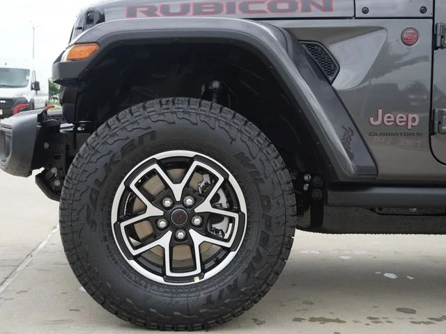 New 2026 Granite Crystal Metallic Clear-Coat Exterior Paint Jeep Rubicon image 5