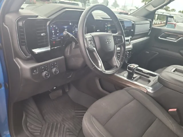 Used 2022 Blue Chevrolet LT Trail Boss image 19