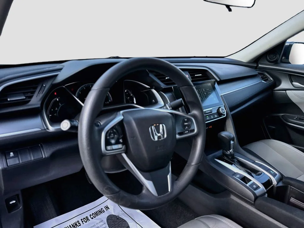 Used 2018 Blue Honda EX image 9