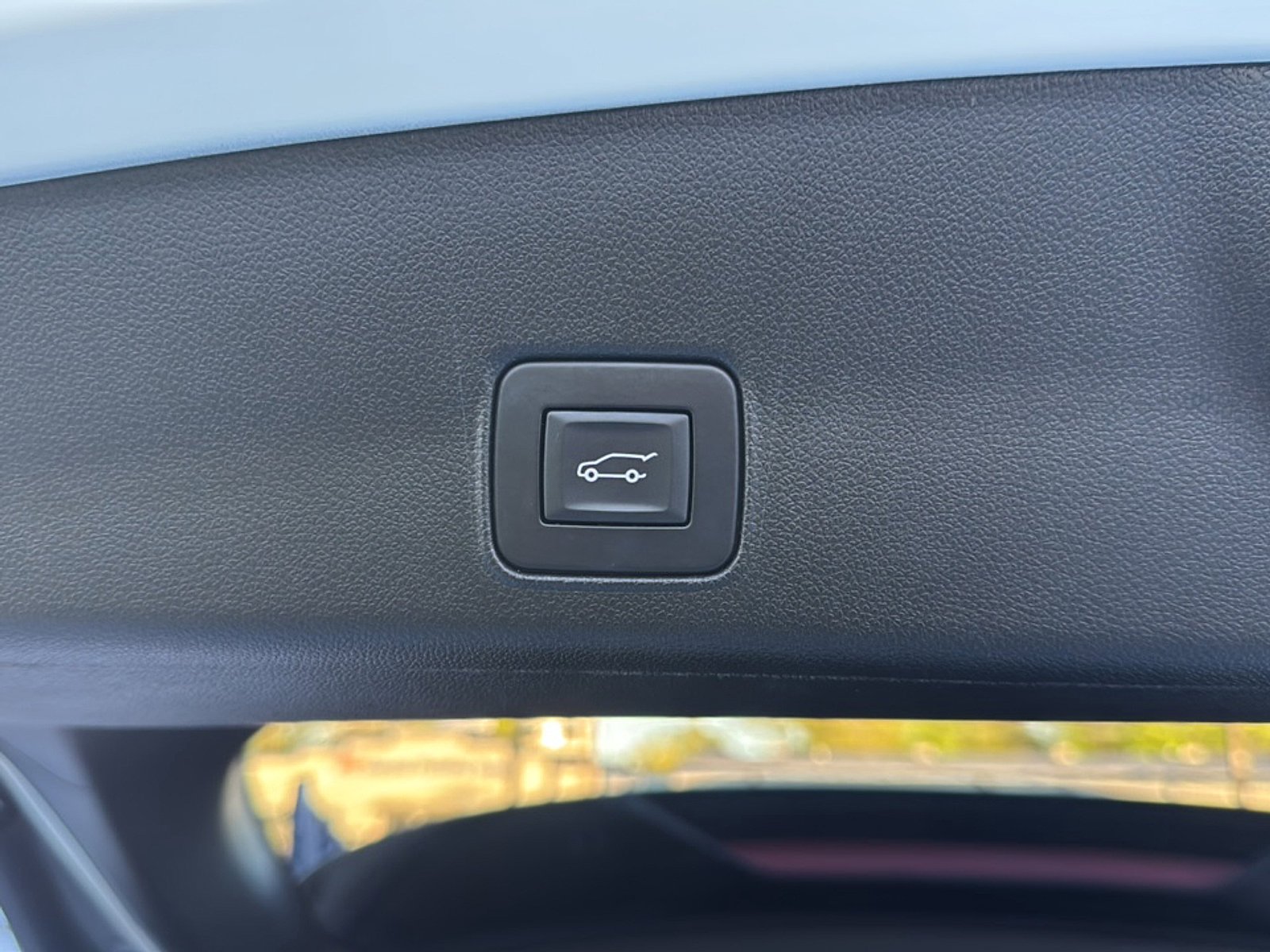 Certified Used 2023 Iridescent Pearl Tricoat Chevrolet RS image 26
