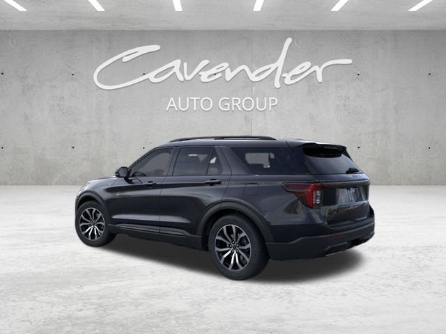 New 2026 Agate Black Metallic Ford ST-Line image 5