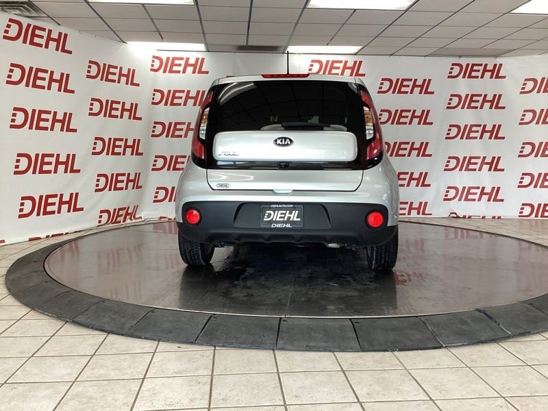 Used 2018 Silver Kia Base image 6