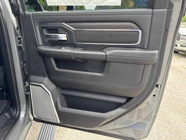 New 2026 Ceramic Gray Clear-Coat Exterior Paint RAM Laramie image 26