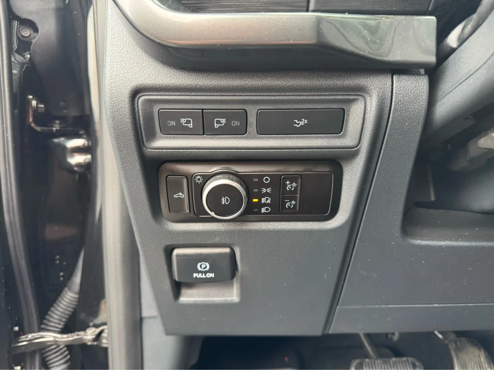Certified Used 2023 Agate Black Ford XLT image 15