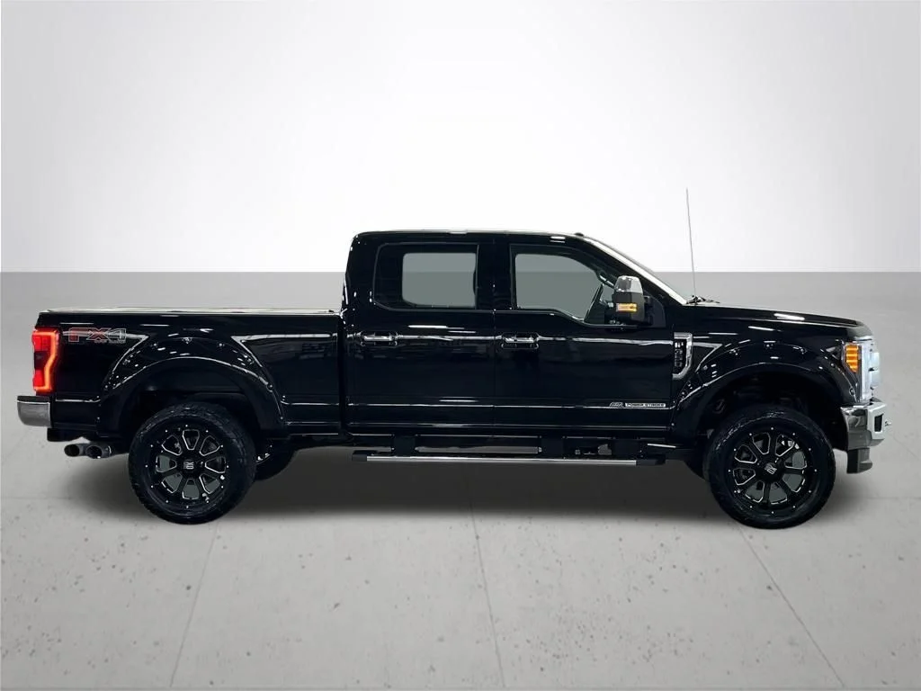 Used 2017 Black Ford Lariat image 9