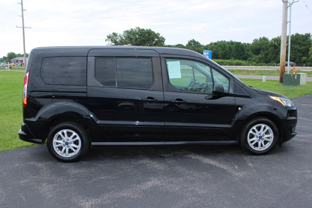 Used 2022 Black Metallic Ford XLT image 12