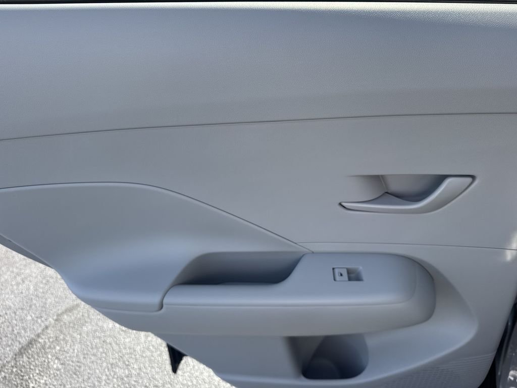 Used 2025 Gray Hyundai SEL image 21