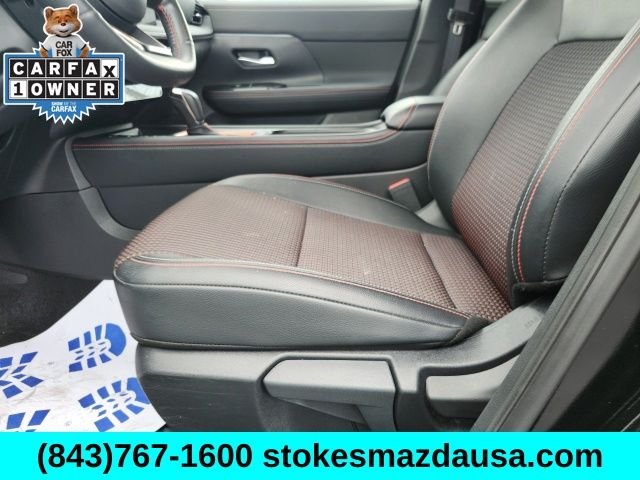 Used 2025 Black Nissan SR image 16
