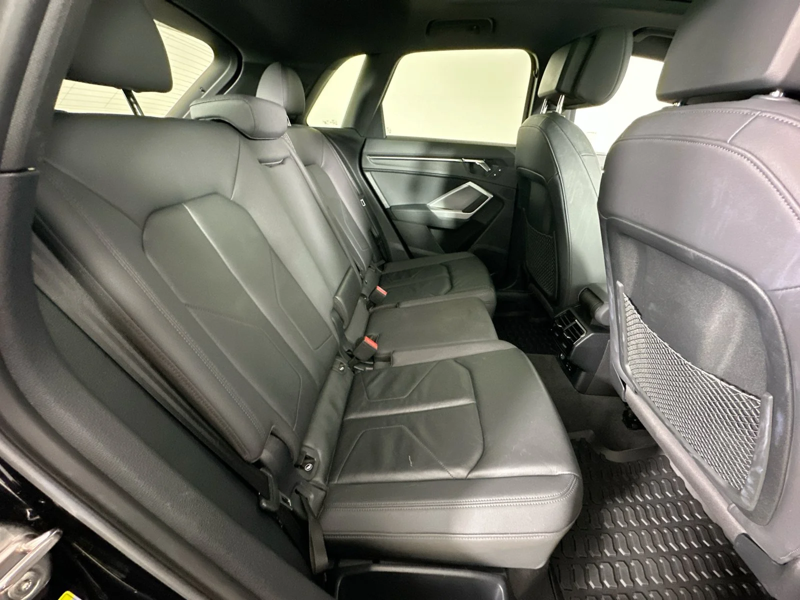 Used 2022 Black Audi  image 44
