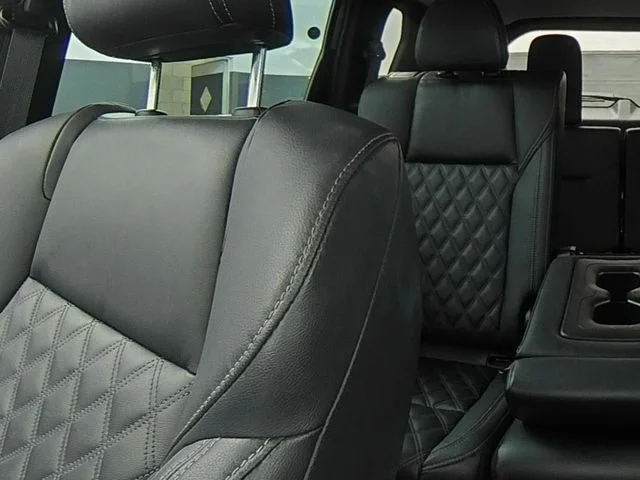 Used 2022  Mitsubishi SEL image 40