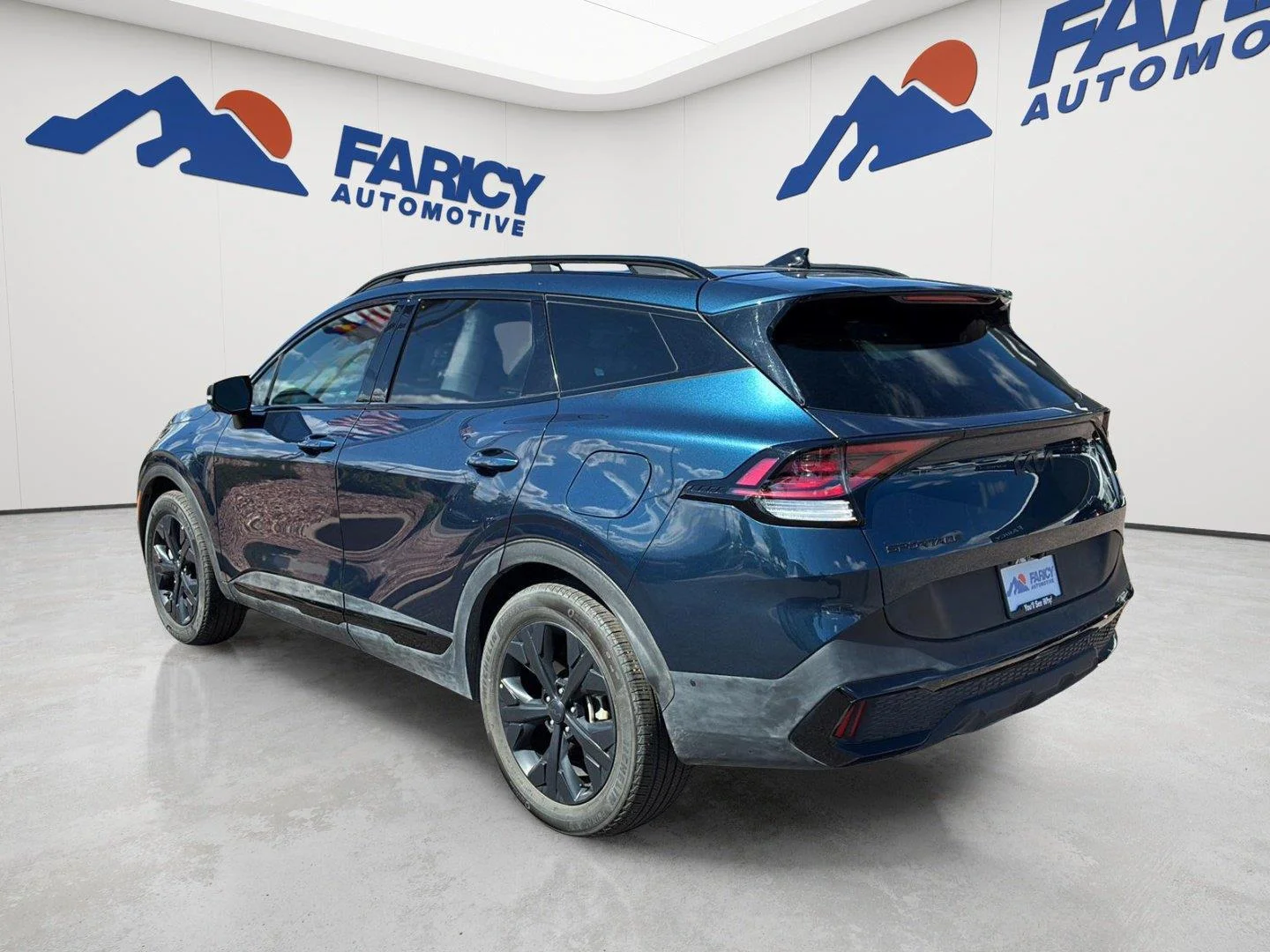 Used 2025 Vesta Blue Kia X-Line Prestige image 16