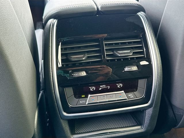 New 2026 Black BMW sDrive40i image 20