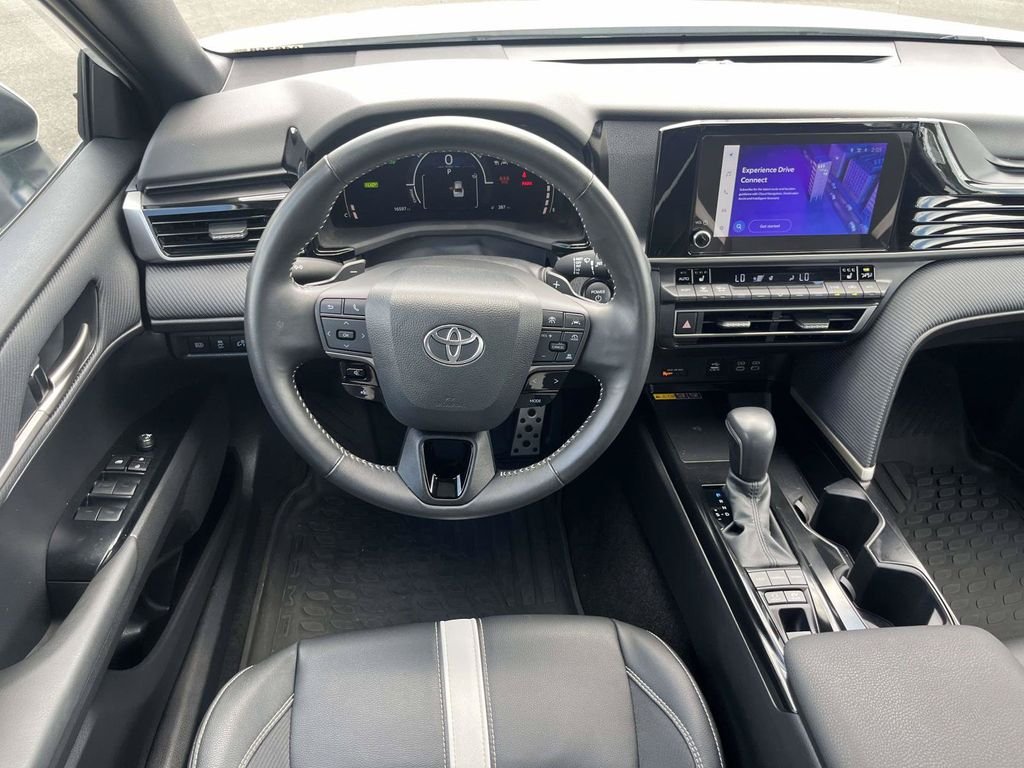 Used 2025 White Toyota SE image 10