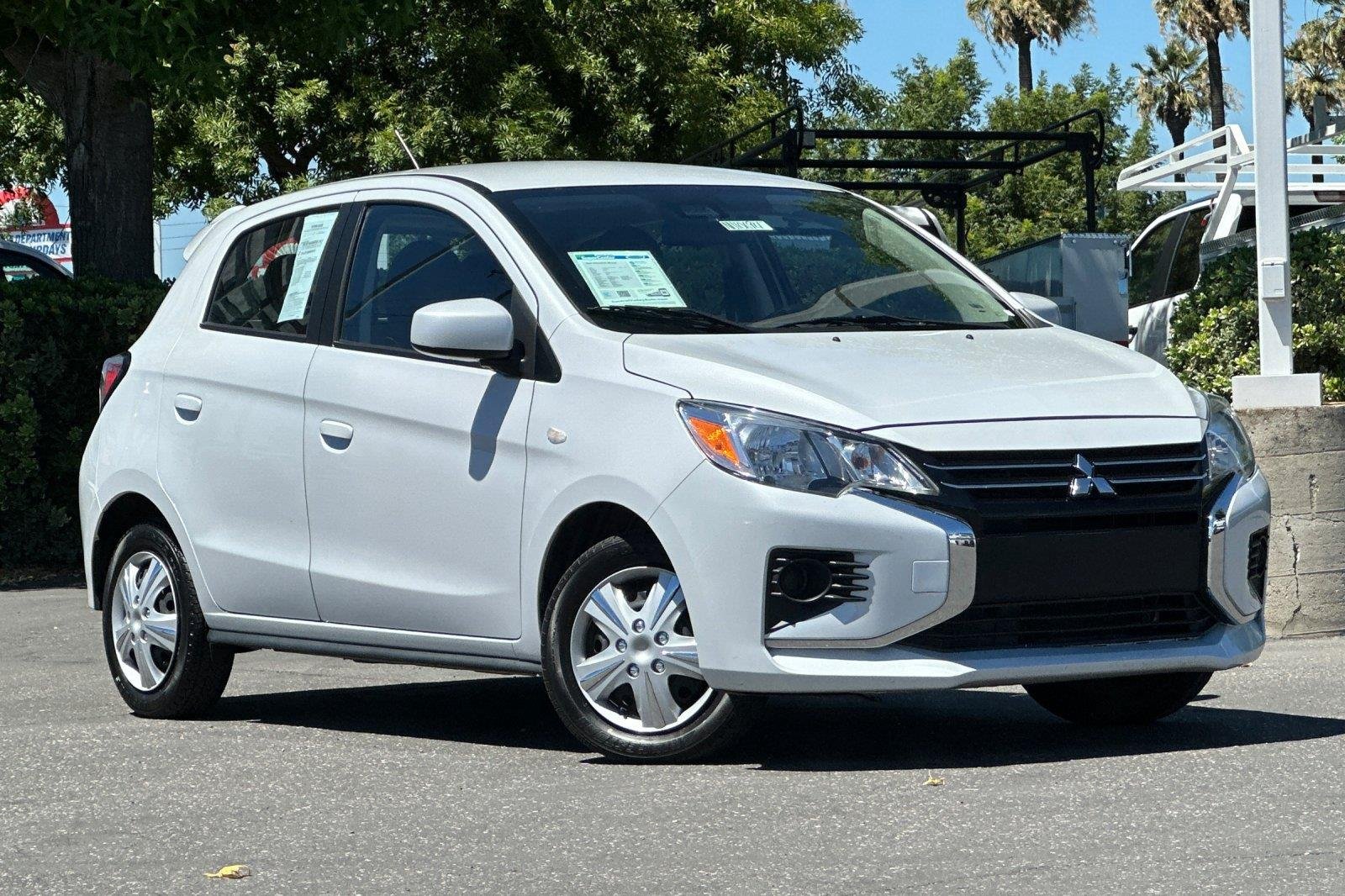 Used 2024 White Diamond Mitsubishi ES image 1
