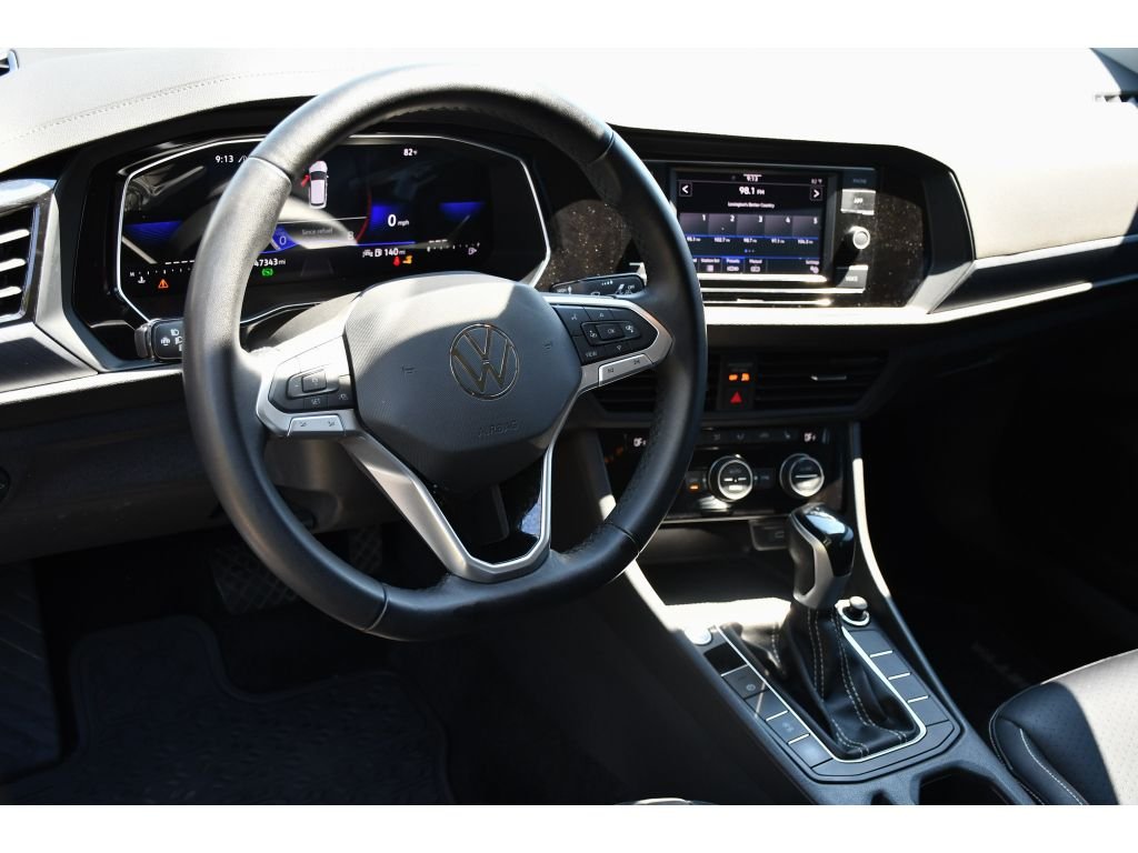 Used 2023 Opal White Pearl Volkswagen SE image 15