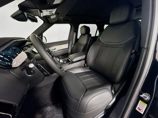 Used 2025 Santorini Black Metallic Land Rover SE image 11