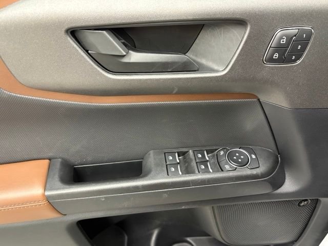 Used 2025 White Ford Outer Banks image 11