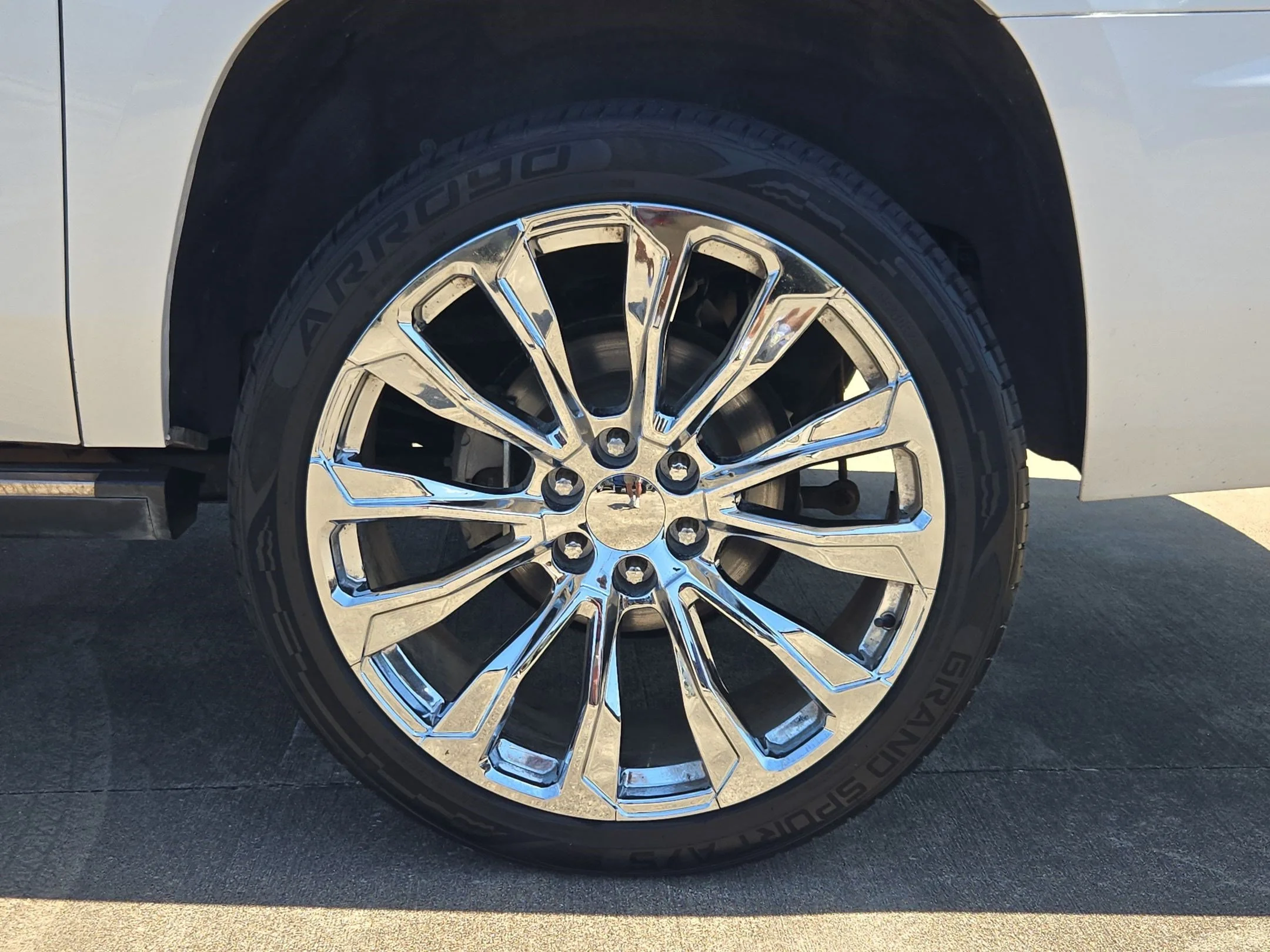 Certified Used 2019 Iridescent Pearl Tricoat Chevrolet Premier image 9