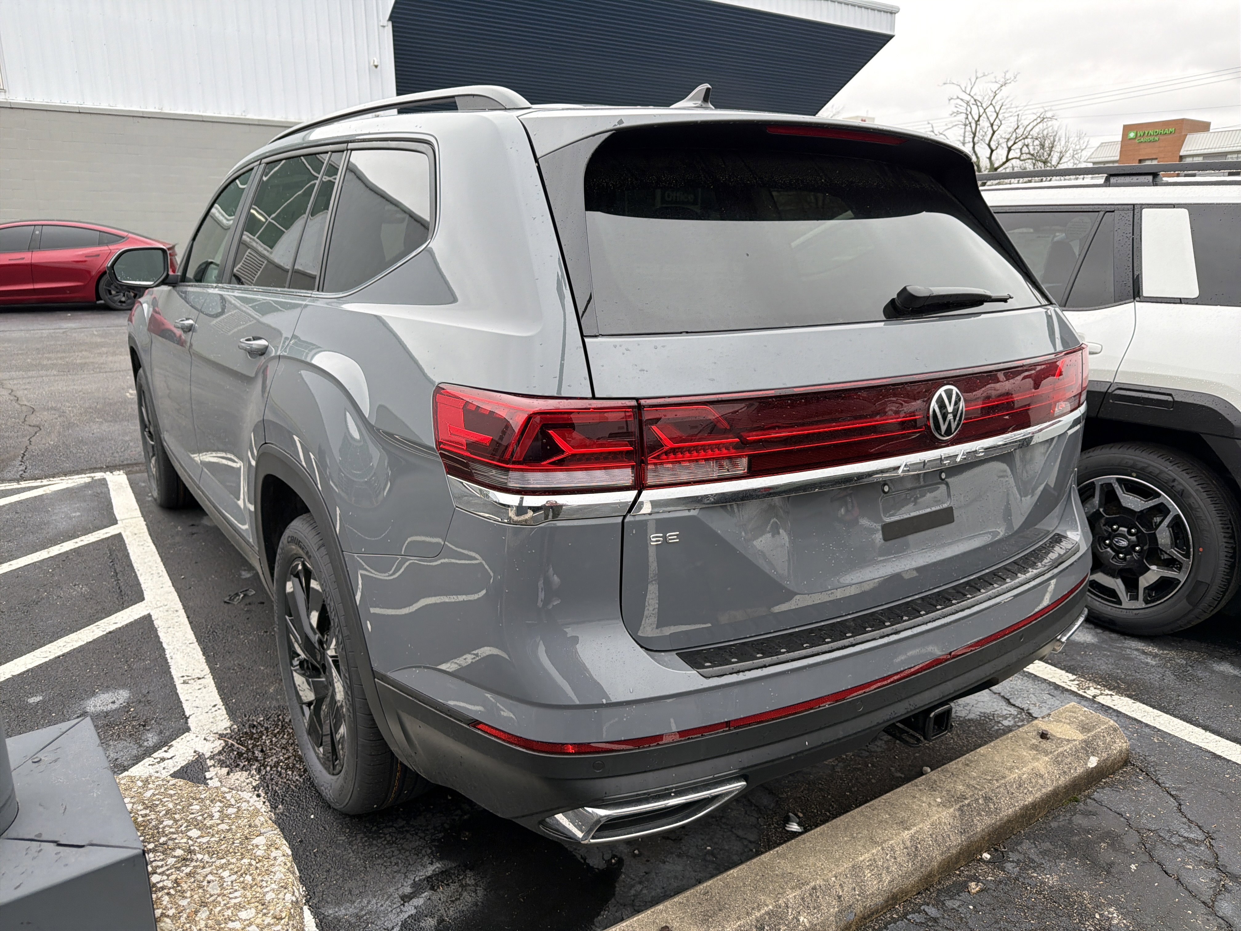 New 2026 Pure Gray Volkswagen 2.0T SE w/Technology image 5