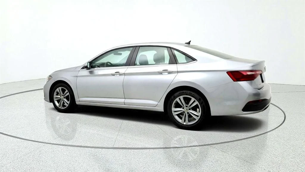 Used 2024 Pyrite Silver Metallic Volkswagen SE Automatic image 7