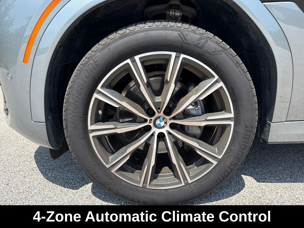 Used 2026 Gray BMW xDrive40i image 11