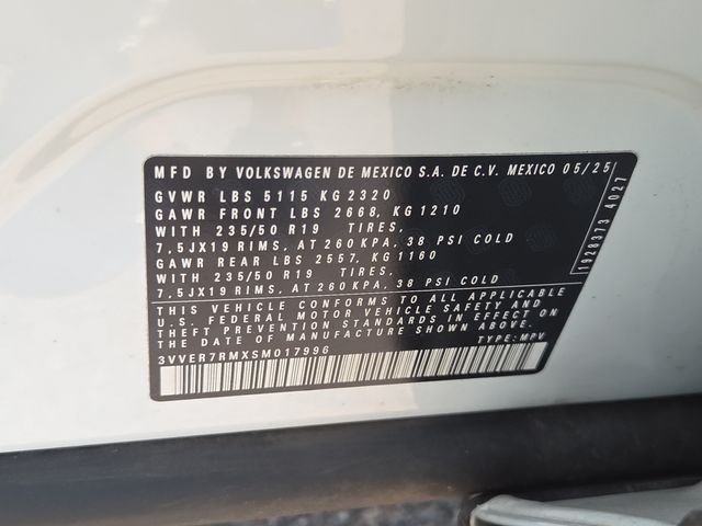 Used 2025 Pure White Volkswagen 2.0T SE image 7