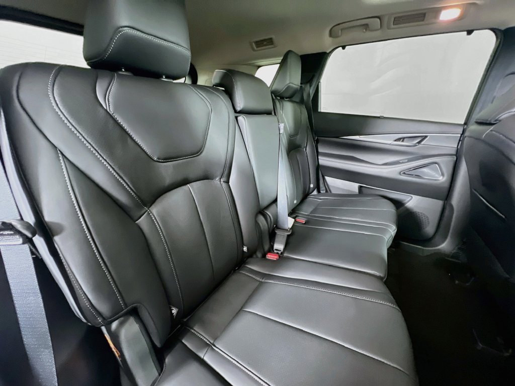 Used 2025 Warm Titanium INFINITI LUXE image 30