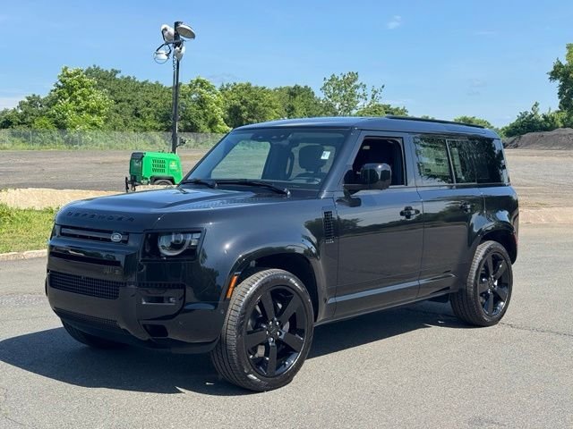 2026 Land Rover Defender 110 X-Dynamic SE