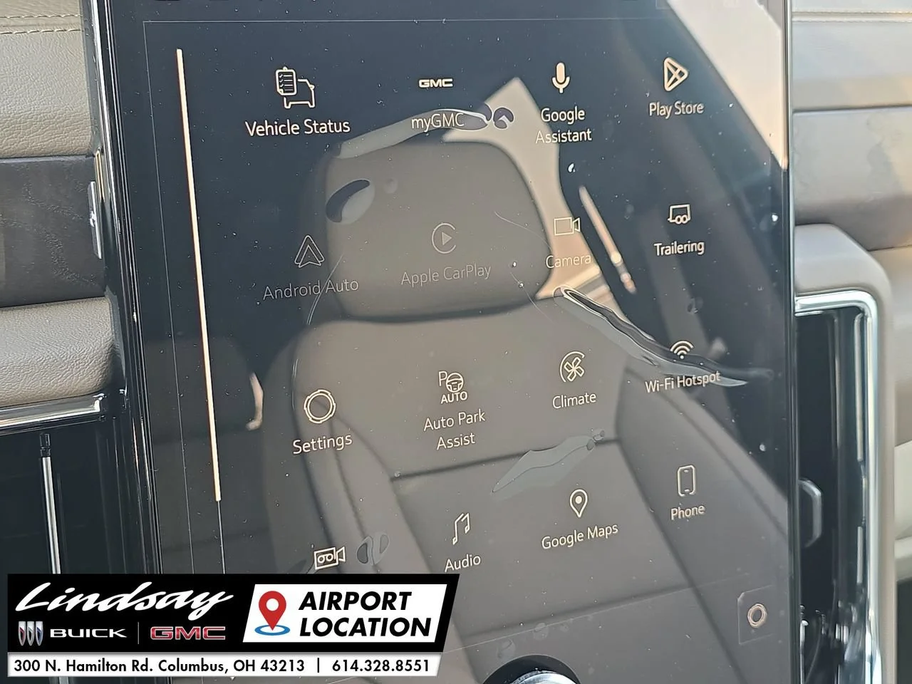 2026 GMC Yukon Denali - Photo 14