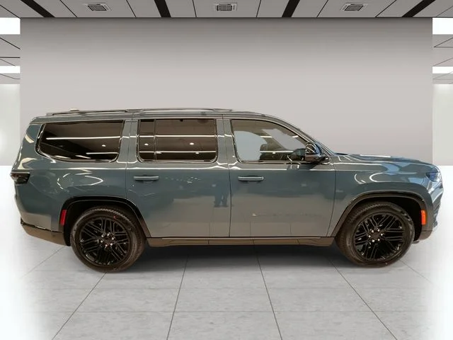 New 2026 Steel Blue Exterior Paint Jeep Limited image 2