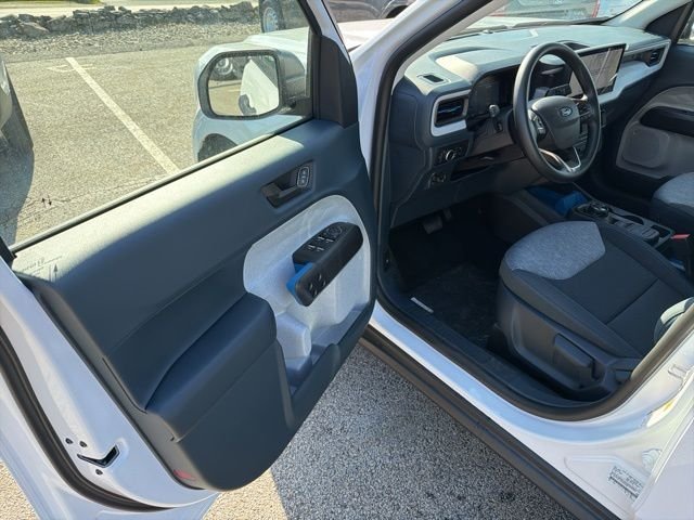New 2026 Oxford White Ford XLT image 14